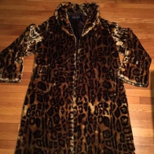 VANTANA, Faux Leopard Coat, Size L